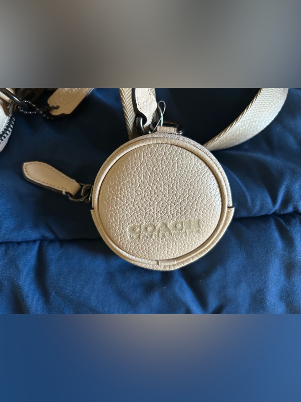 Coach cross body NWT - Picture 4 of 6